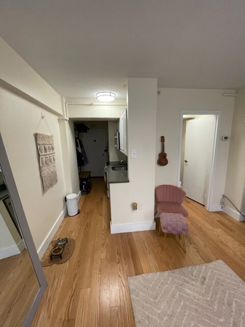 Studio bed, 1 bath apartment for rent at 1440 Beacon St Unit 211, Coolidge Corner — photo 3 of 21