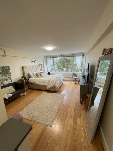 Studio bed, 1 bath apartment for rent at 1440 Beacon St Unit 211, Coolidge Corner — photo 4 of 21