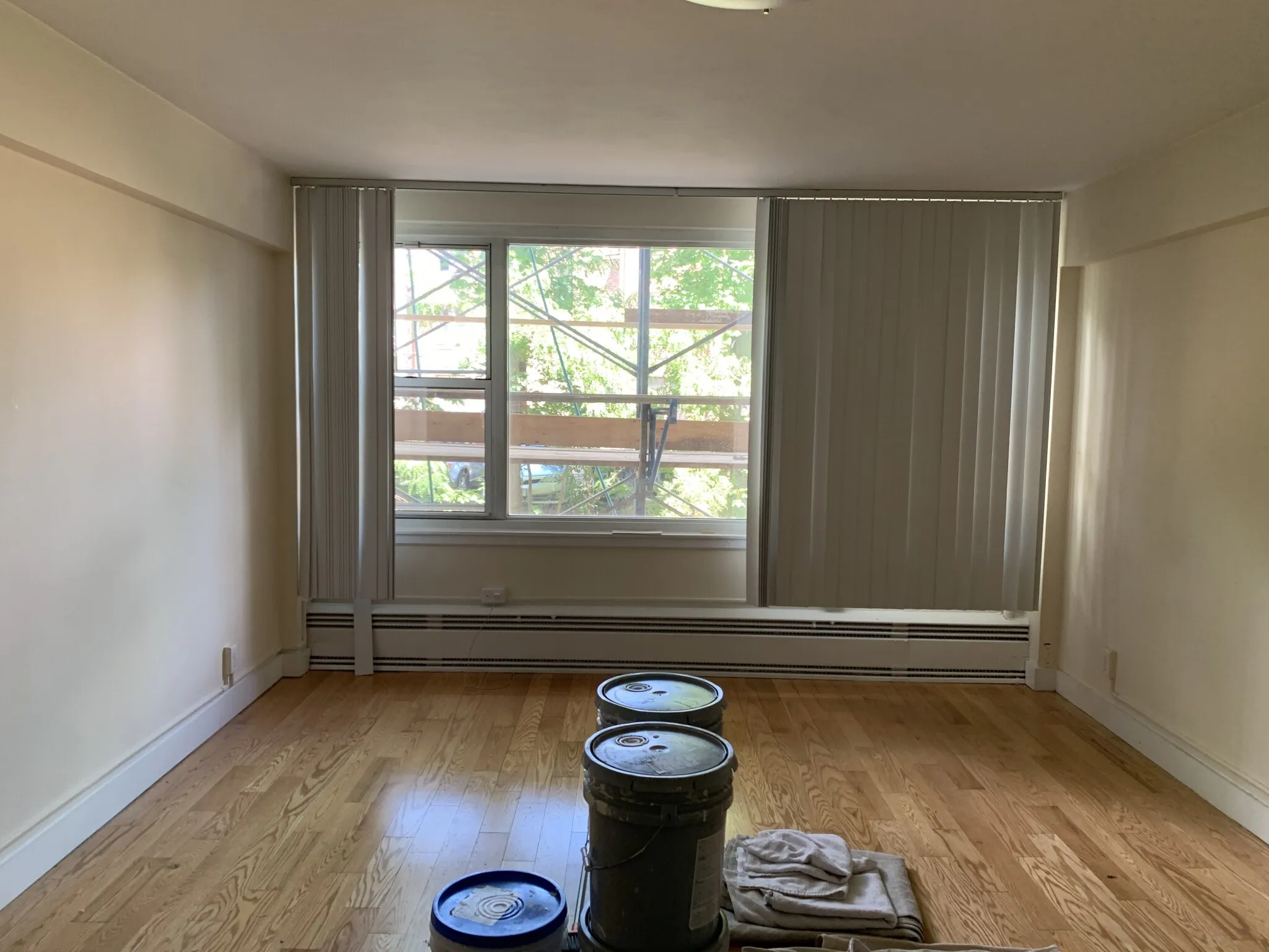 Studio bed, 1 bath apartment for rent at 1440 Beacon St Unit 410, Coolidge Corner — photo 4 of 13