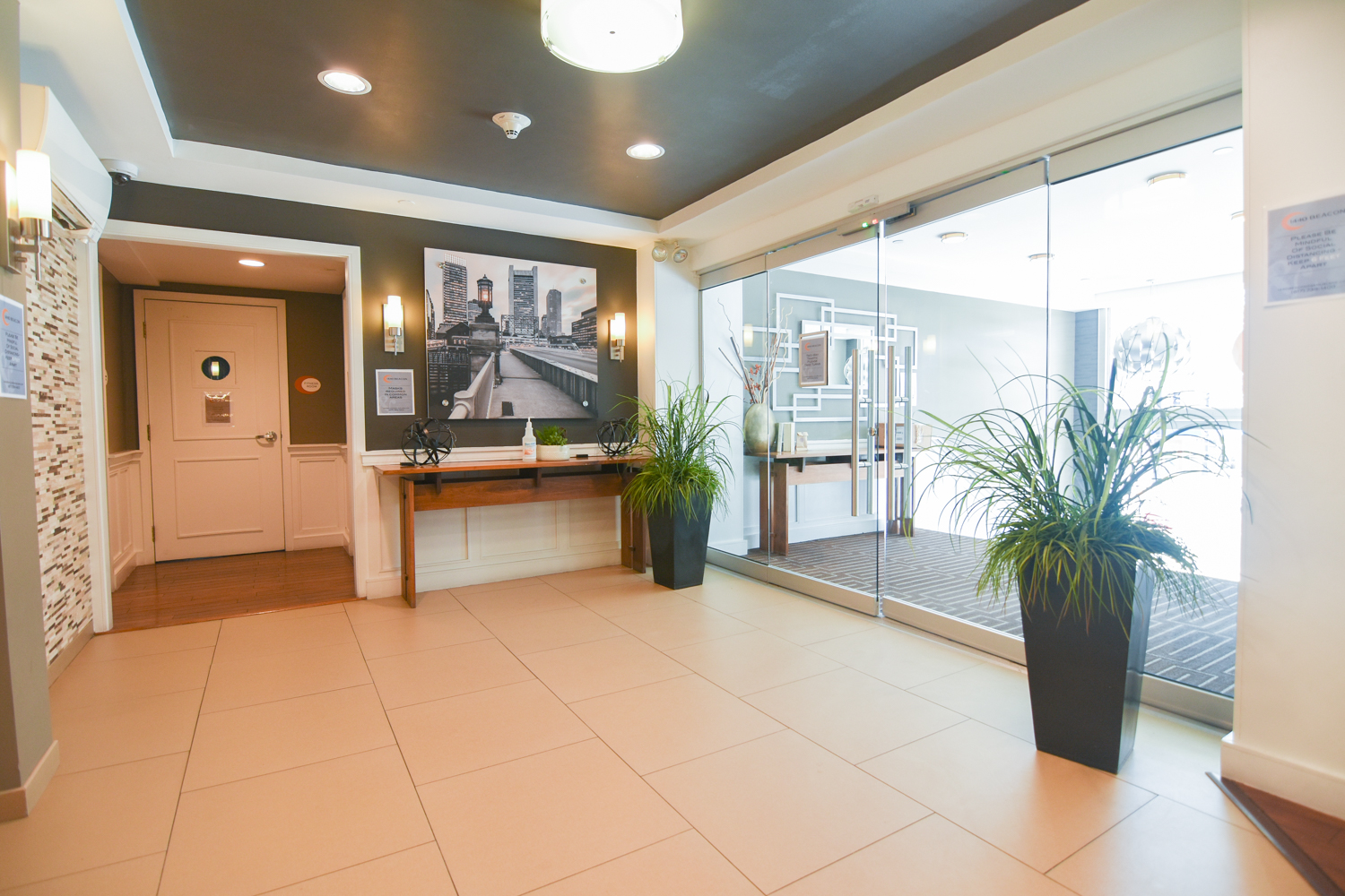 Studio bed, 1 bath apartment for rent at 1440 Beacon St Unit 507, Coolidge Corner — photo 1 of 6