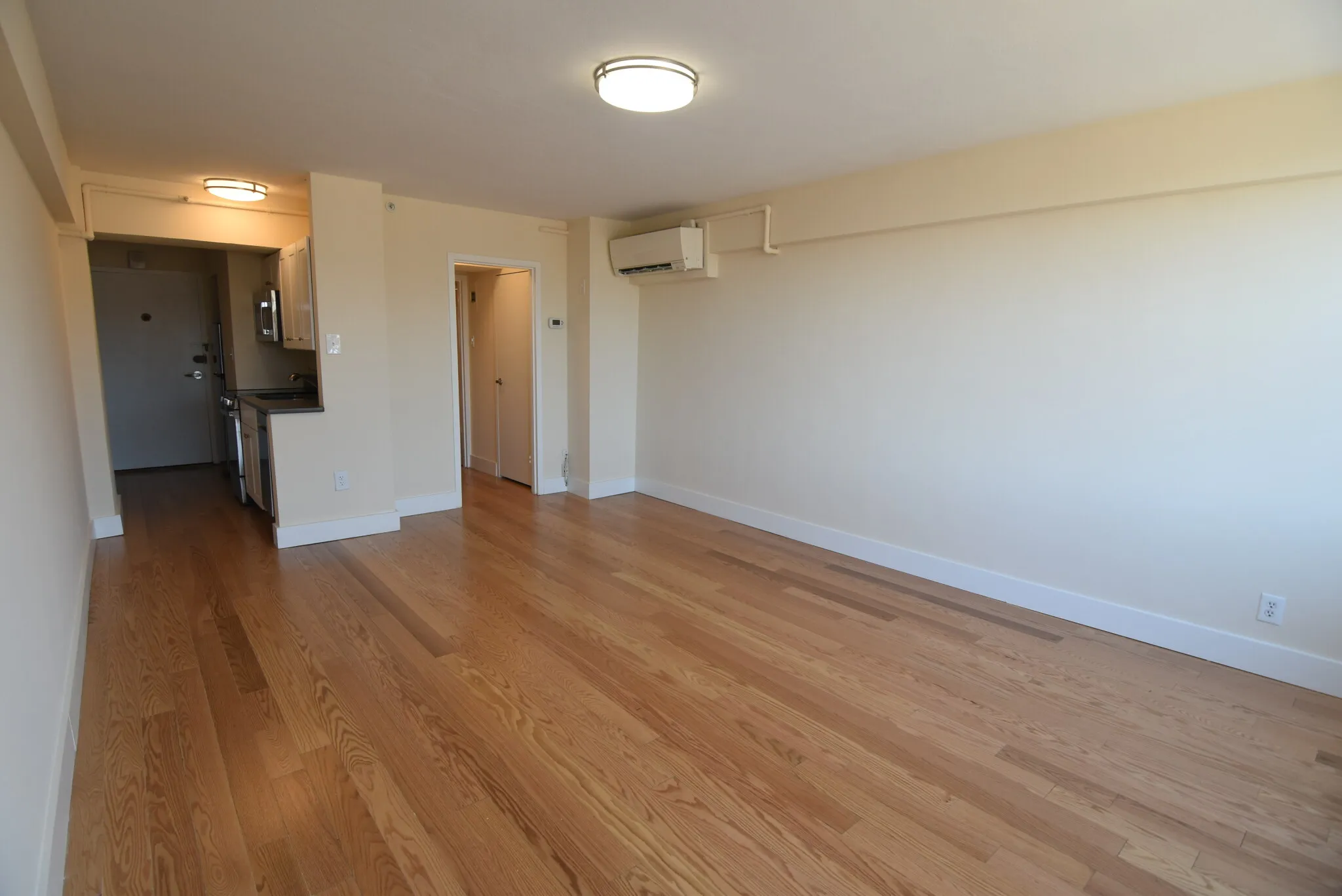Studio bed, 1 bath apartment for rent at 1440 Beacon St Unit 607, Coolidge Corner — photo 12 of 21