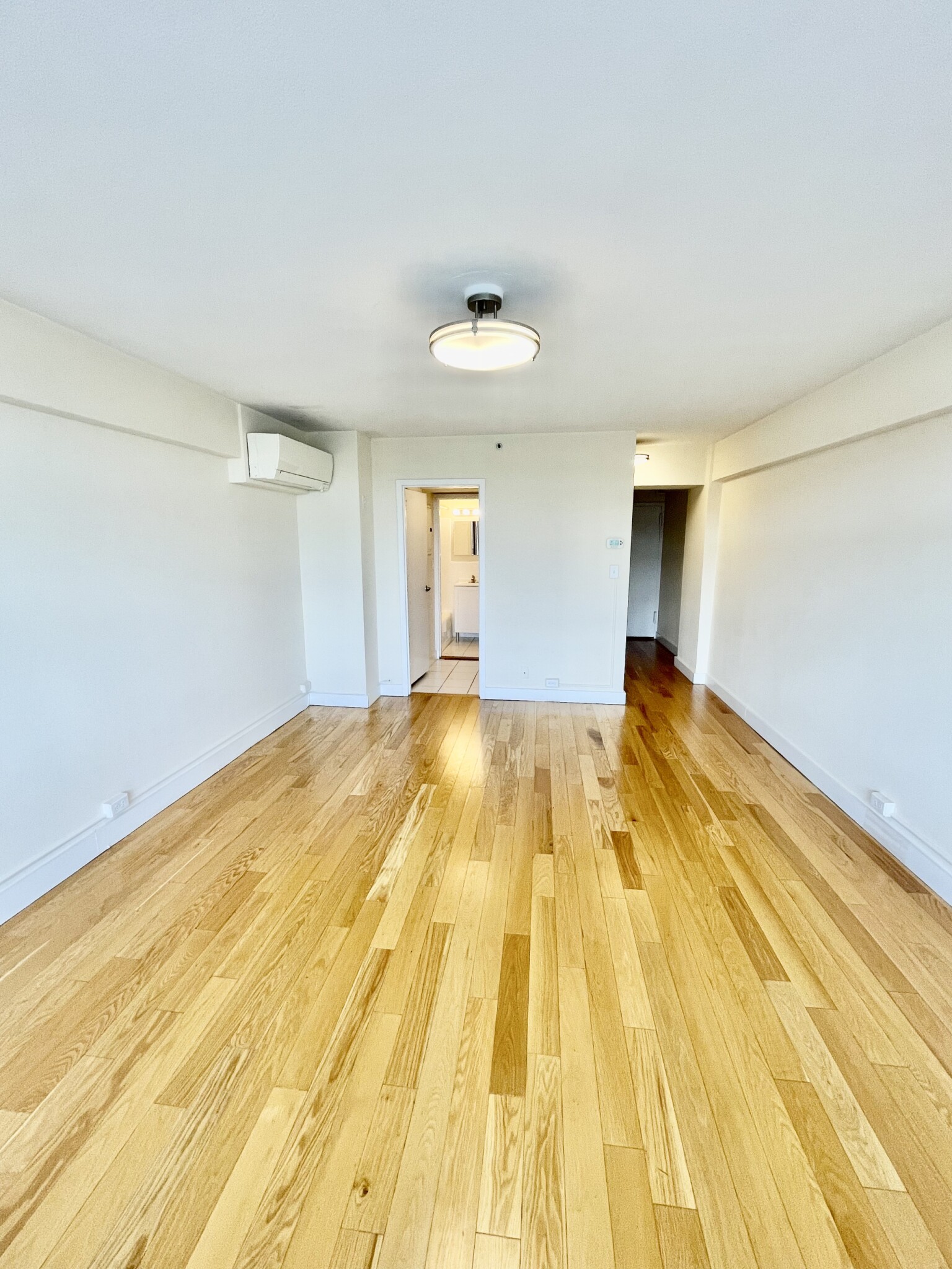Studio bed, 1 bath apartment for rent at 1440 Beacon St Unit 611, Coolidge Corner — photo 7 of 15