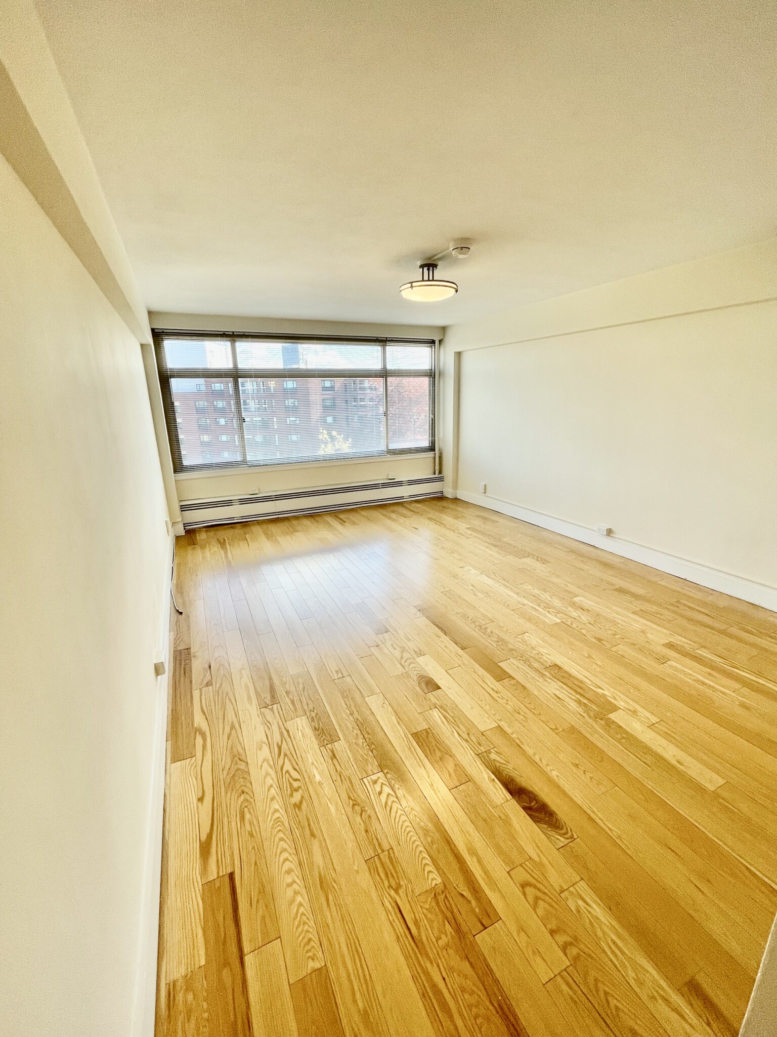 Studio bed, 1 bath apartment for rent at 1440 Beacon St Unit 611, Coolidge Corner — photo 2 of 15