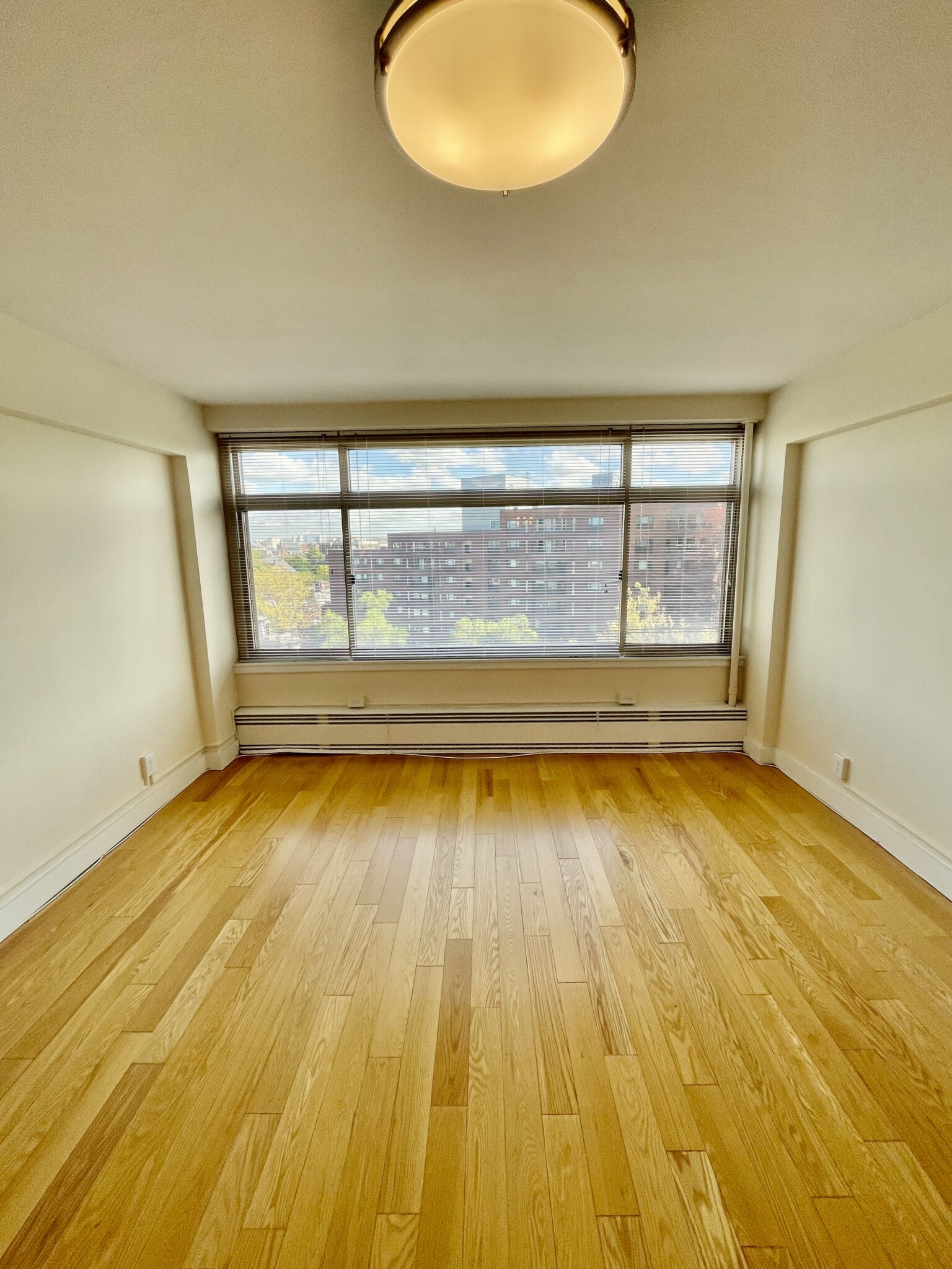 Studio bed, 1 bath apartment for rent at 1440 Beacon St Unit 611, Coolidge Corner — photo 4 of 15