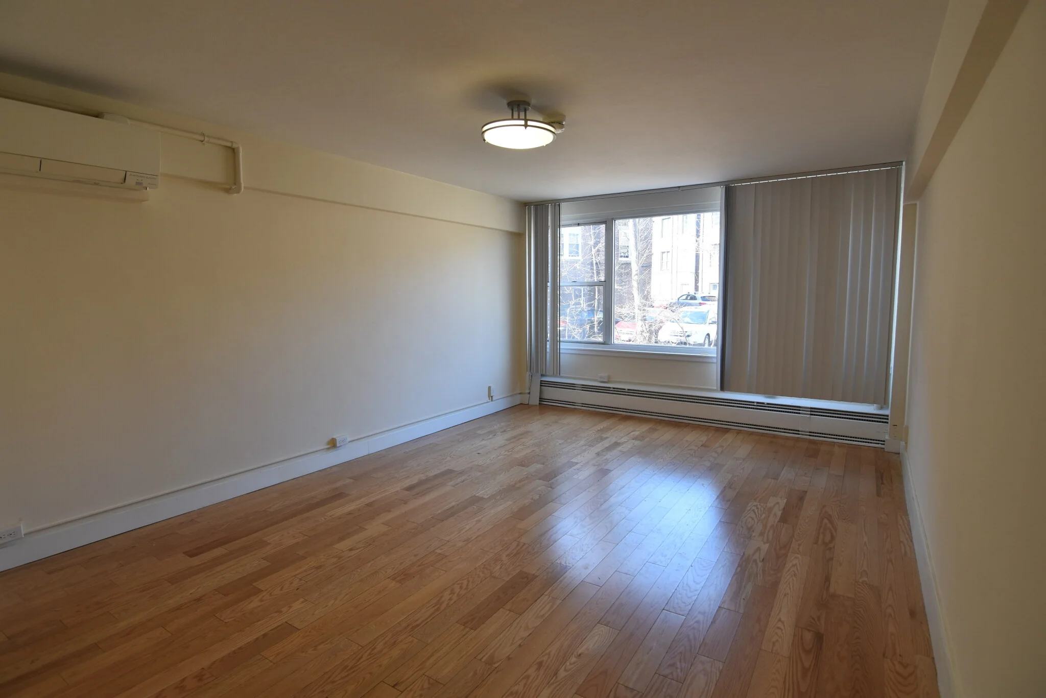 Studio bed, 1 bath apartment for rent at 1440 Beacon St Unit 810, Coolidge Corner — photo 4 of 13