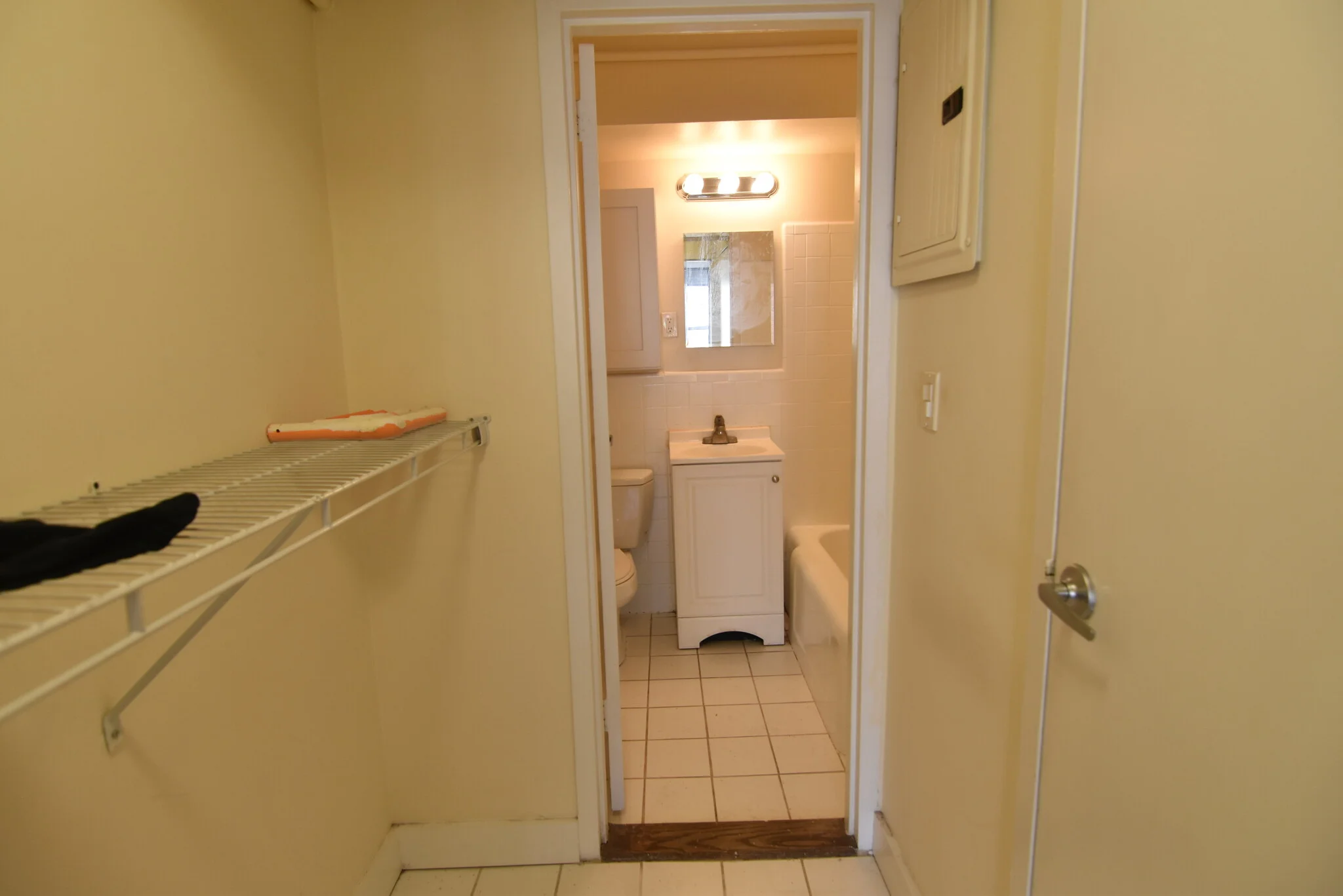Studio bed, 1 bath apartment for rent at 1440 Beacon St Unit 810, Coolidge Corner — photo 5 of 13