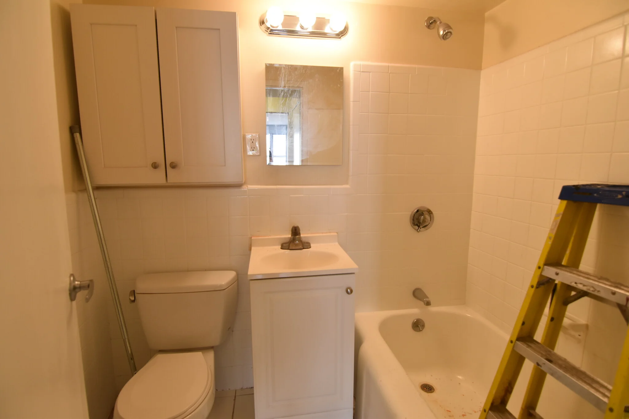 Studio bed, 1 bath apartment for rent at 1440 Beacon St Unit 810, Coolidge Corner — photo 6 of 13