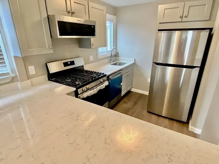 2 bed, 1 bath apartment for rent at 1440 Columbia Rd Unit 4, South Boston — photo 2 of 17