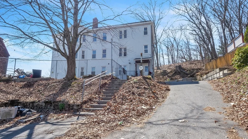 3 bed, 1 bath apartment for rent at 1442 Main St Unit 1, Webster Square — photo 30 of 30