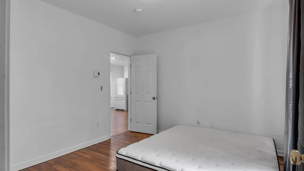 3 bed, 1 bath apartment for rent at 1442 Main St Unit 1, Webster Square — photo 19 of 30