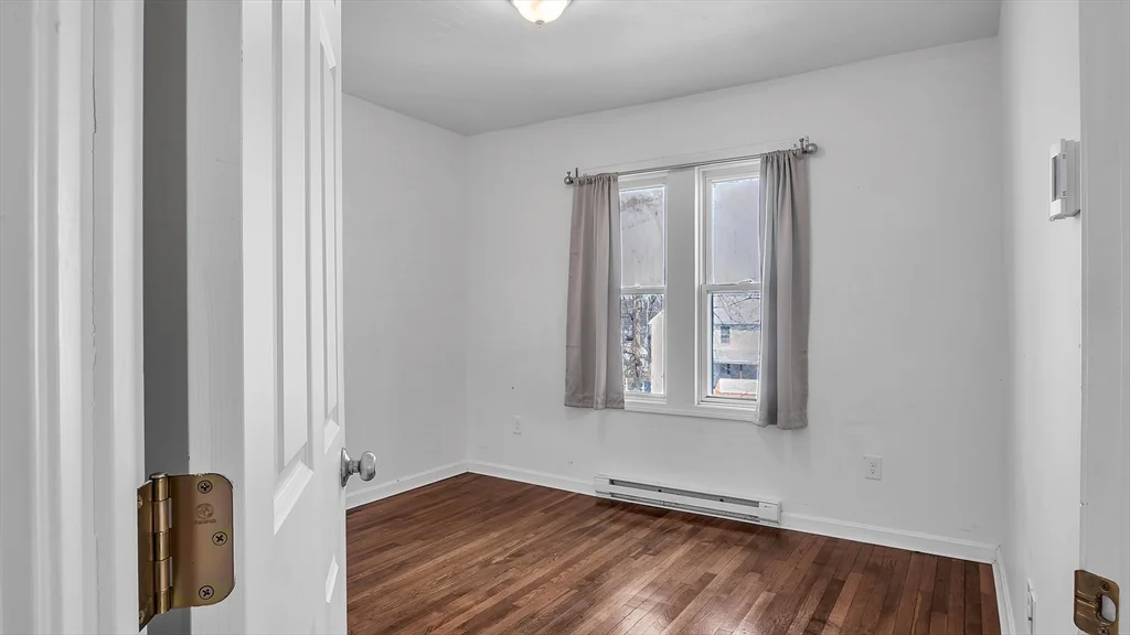 3 bed, 1 bath apartment for rent at 1442 Main St Unit 2, Worcester — photo 14 of 30