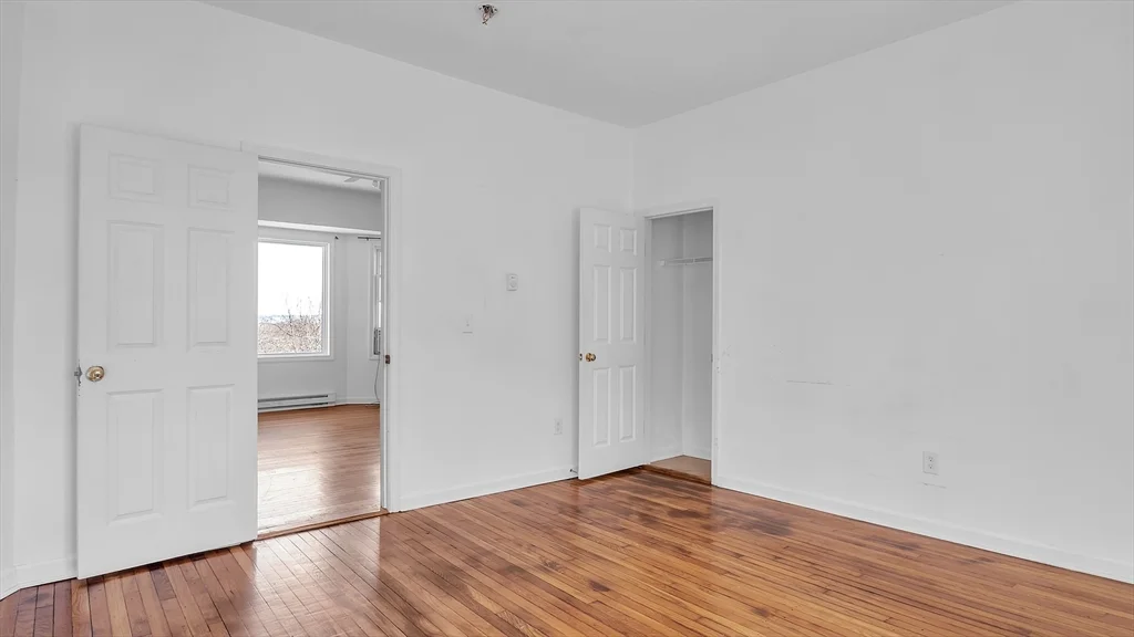 3 bed, 1 bath apartment for rent at 1442 Main St Unit 3, Worcester — photo 25 of 29