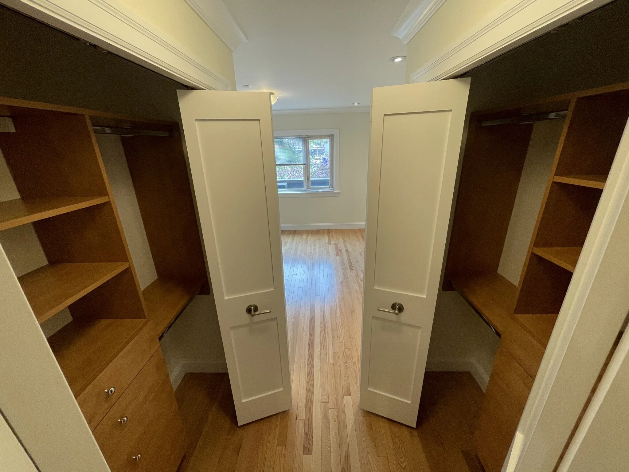 2 bed, 2 bath apartment for rent at 1443 Beacon St Unit 202, Coolidge Corner — photo 2 of 27