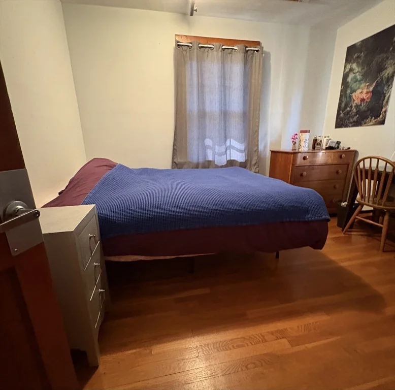4 bed, 1 bath apartment for rent at 1446 Cambridge St Unit 2, Mid-Cambridge — photo 7 of 13
