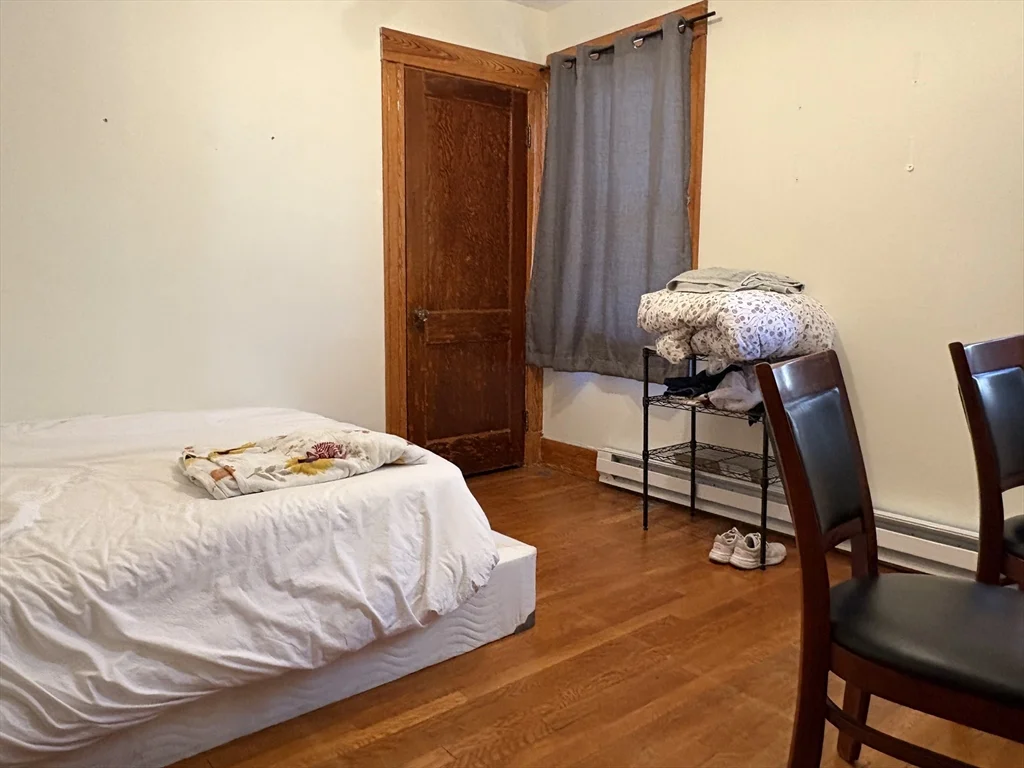 4 bed, 1 bath apartment for rent at 1446 Cambridge St Unit 2, Mid-Cambridge — photo 12 of 13