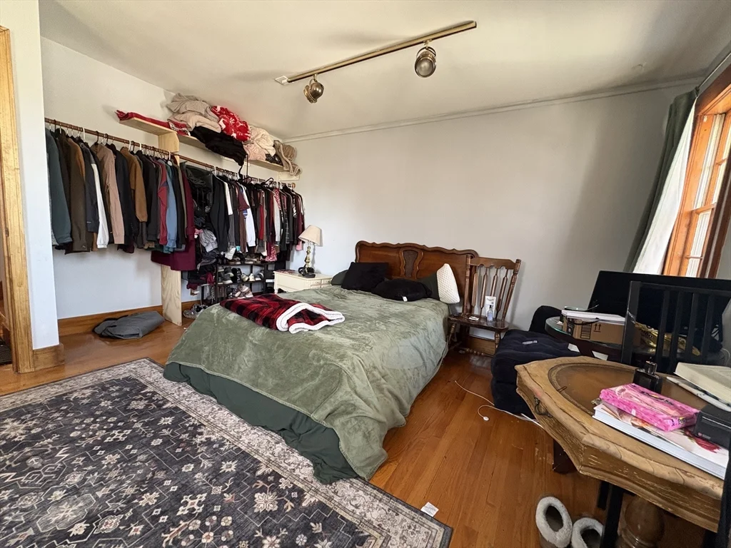 4 bed, 1 bath apartment for rent at 1446 Cambridge St Unit 2, Mid-Cambridge — photo 8 of 13