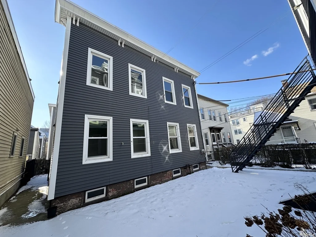 2 bed, 1 bath apartment for rent at 144H Spring St Unit 1, Kendall Square — photo 11 of 11