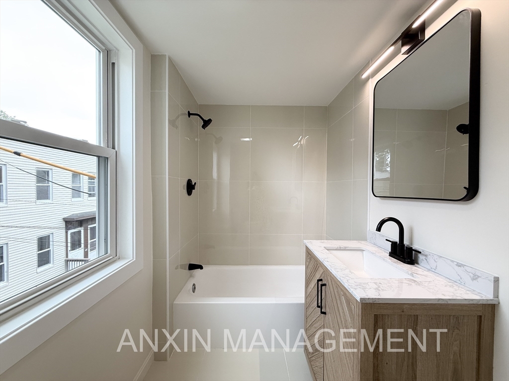 2 bed, 1 bath apartment for rent at 144H Spring St Unit 3, East Cambridge — photo 9 of 14