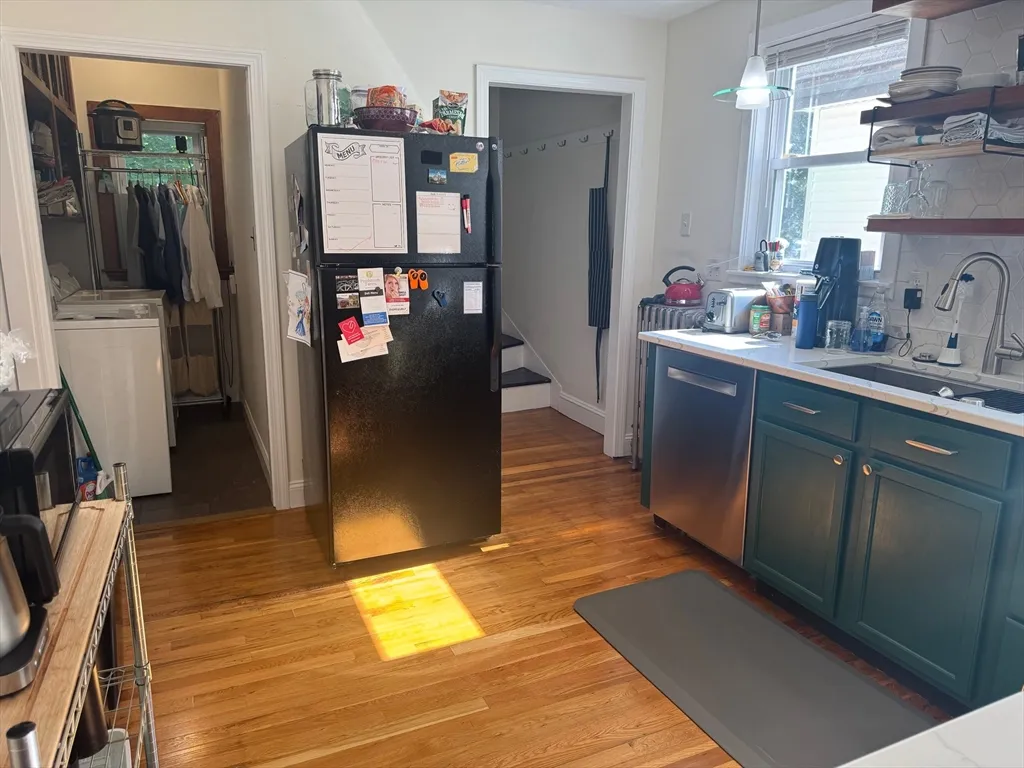 3 bed, 2 bath apartment for rent at 145 Albion St Unit 2, Powder House Square — photo 24 of 36