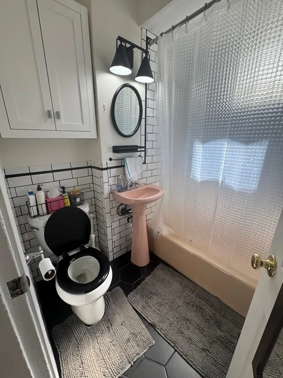 3 bed, 2 bath apartment for rent at 145 Albion St Unit 2, Powder House Square — photo 15 of 36