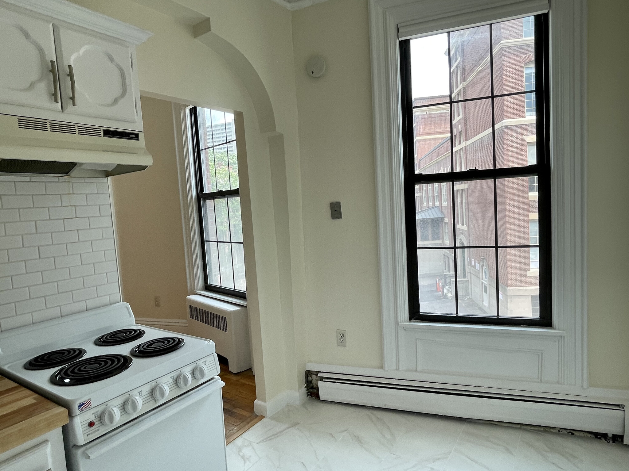 2 bed, 1 bath apartment for rent at 145 Arlington St Unit 4A, Back Bay — photo 5 of 12