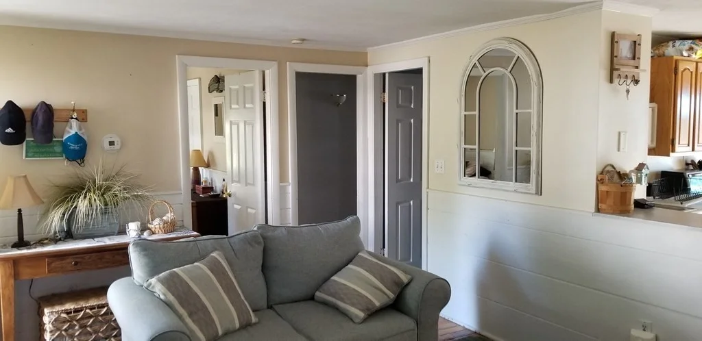 2 bed, 1 bath apartment for rent at 145 Arnold Rd, Marshfield — photo 9 of 24