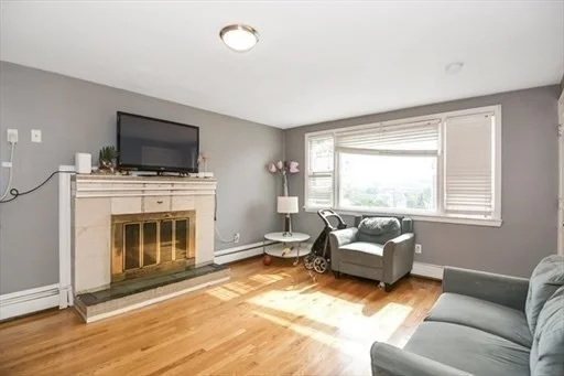 4 bed, 2 bath apartment for rent at 145 Arnold Unit 2, Revere — photo 4 of 18