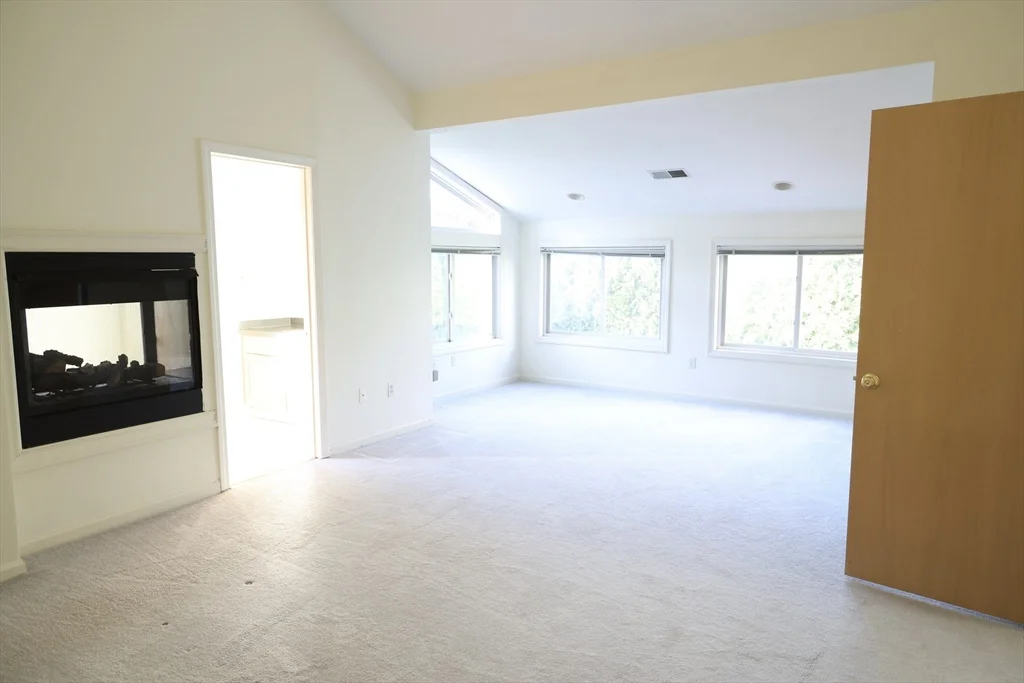 2 bed, 2 bath apartment for rent at 145 Captain Eames Cir Unit 145, Ashland — photo 13 of 33