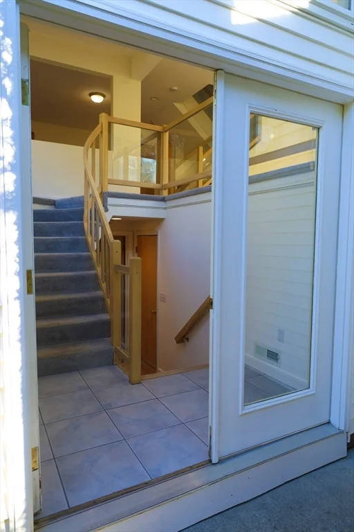 2 bed, 2 bath apartment for rent at 145 Captain Eames Cir Unit 145, Ashland — photo 2 of 33