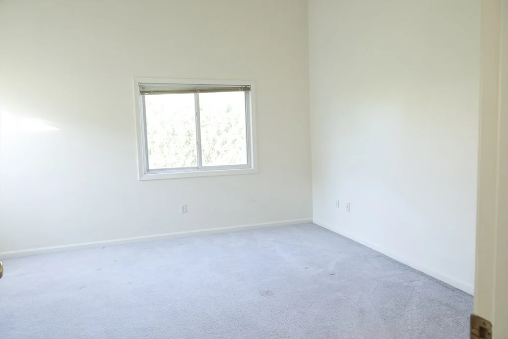 2 bed, 2 bath apartment for rent at 145 Captain Eames Cir Unit 145, Ashland — photo 17 of 33