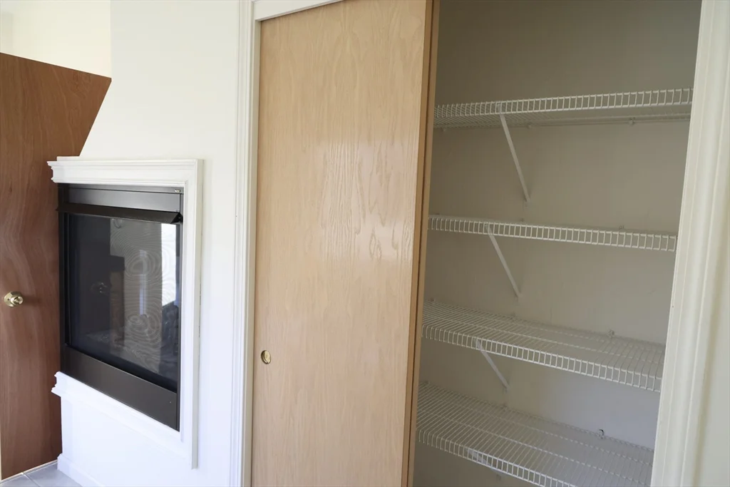 2 bed, 2 bath apartment for rent at 145 Captain Eames Cir Unit 145, Ashland — photo 16 of 33