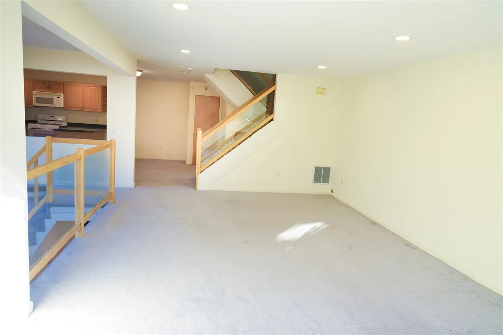 2 bed, 2 bath apartment for rent at 145 Captain Eames Cir Unit 145, Ashland — photo 1 of 33