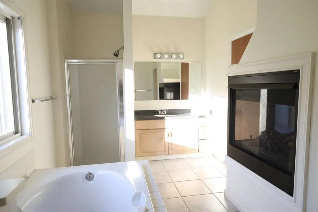 2 bed, 2 bath apartment for rent at 145 Captain Eames Cir Unit 145, Ashland — photo 14 of 33