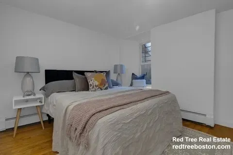 3 bed, 1 bath apartment for rent at 145 Chiswick Rd Unit 8, Brighton — photo 12 of 22