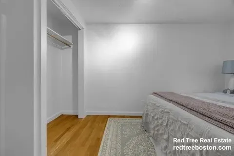 3 bed, 1 bath apartment for rent at 145 Chiswick Rd Unit 8, Brighton — photo 15 of 22