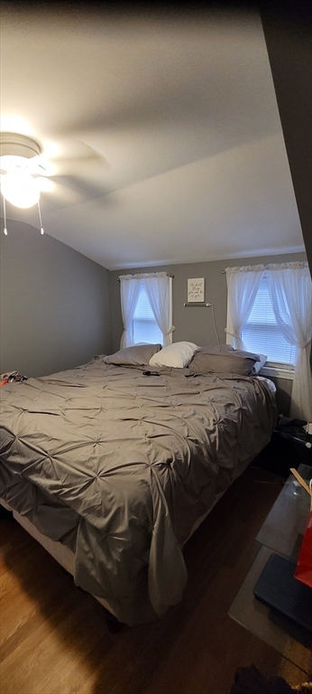 4 bed, 2 bath apartment for rent at 145 Clifton Unit 2, Malden — photo 6 of 11