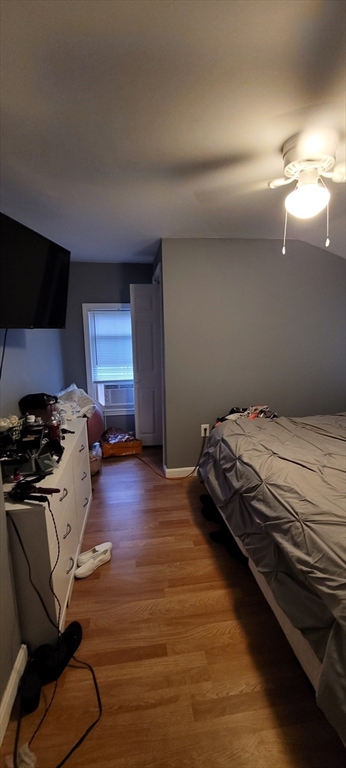 4 bed, 2 bath apartment for rent at 145 Clifton Unit 2, Malden — photo 7 of 11