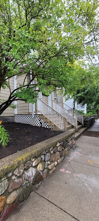 4 bed, 2 bath apartment for rent at 145 Clifton Unit 2, Malden — photo 1 of 11