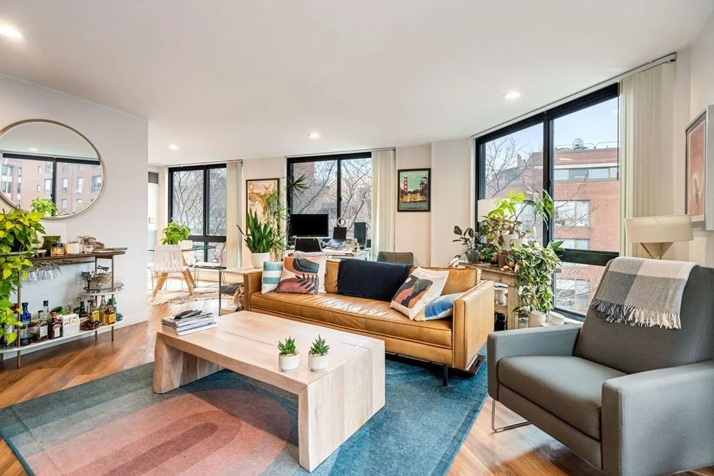 2 bed, 1 bath apartment for rent at 145 Commercial St Unit 411, North End