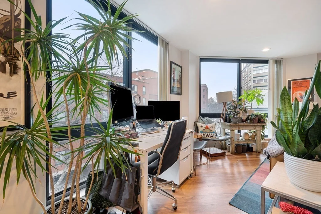2 bed, 1 bath apartment for rent at 145 Commercial St Unit 411, North End — photo 4 of 18