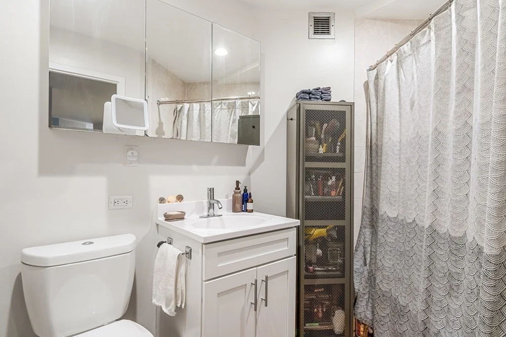2 bed, 1 bath apartment for rent at 145 Commercial St Unit 411, North End — photo 11 of 18