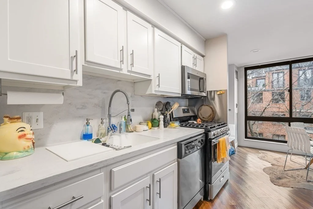 2 bed, 1 bath apartment for rent at 145 Commercial St Unit 411, North End — photo 9 of 18