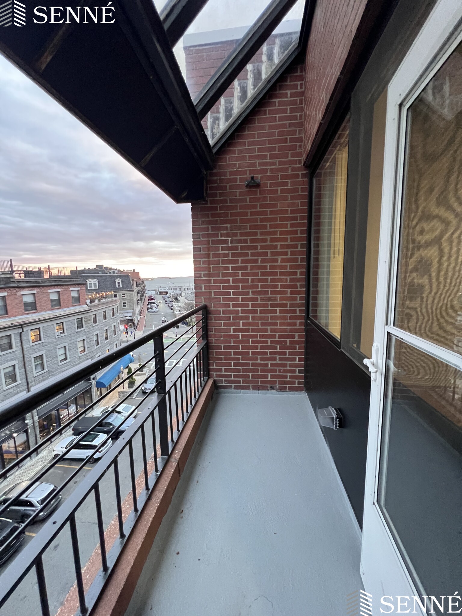 2 bed, 1 bath apartment for rent at 145 Commercial St Unit 515, North End — photo 3 of 28