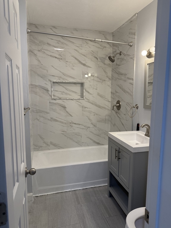 3 bed, 1 bath apartment for rent at 145 Eastern Unit 1, Worcester — photo 7 of 8