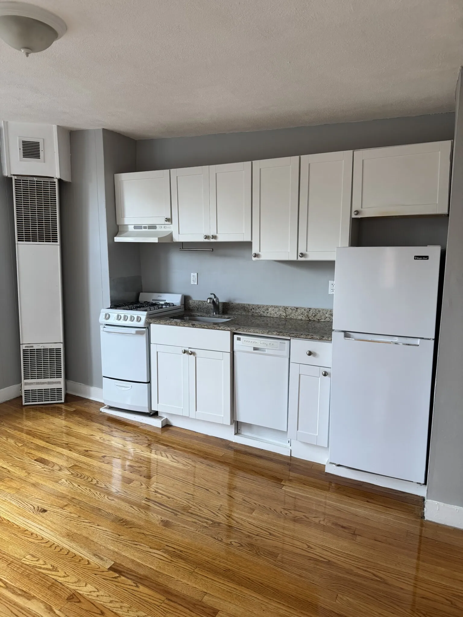2 bed, 1 bath apartment for rent at 145 Endicott St Unit 10, North End — photo 3 of 15