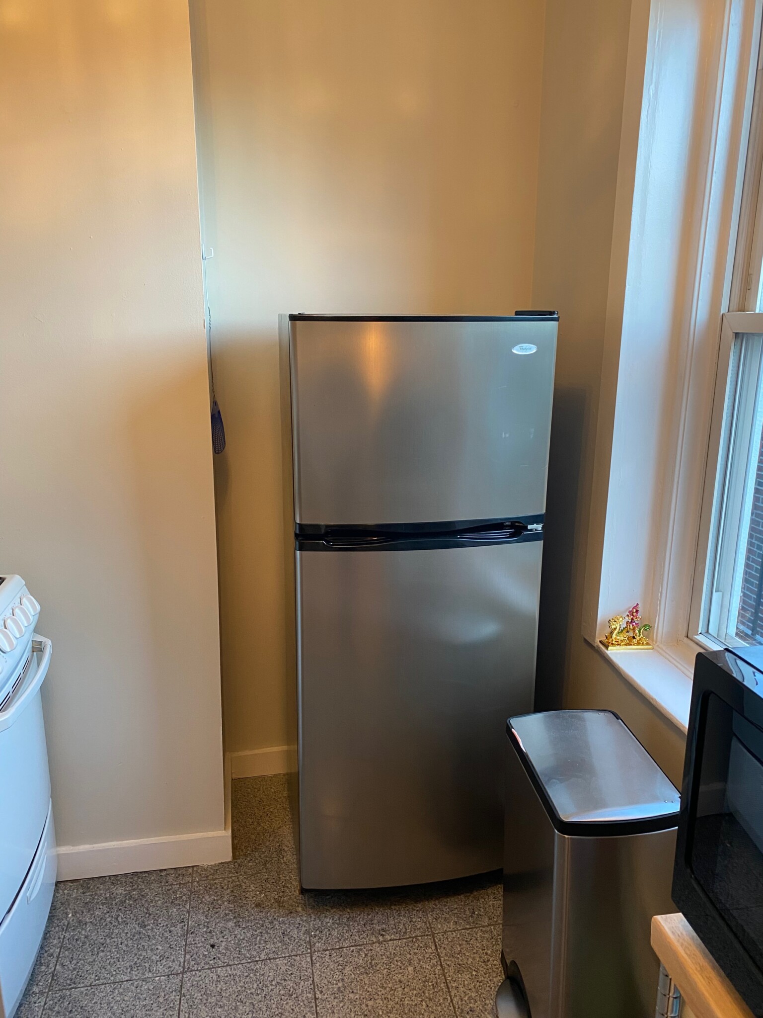 1 bed, 1 bath apartment for rent at 145 Endicott St Unit 11, North End — photo 5 of 12