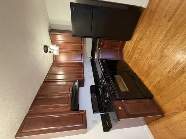 2 bed, 1 bath apartment for rent at 145 Endicott St Unit 3, North End
