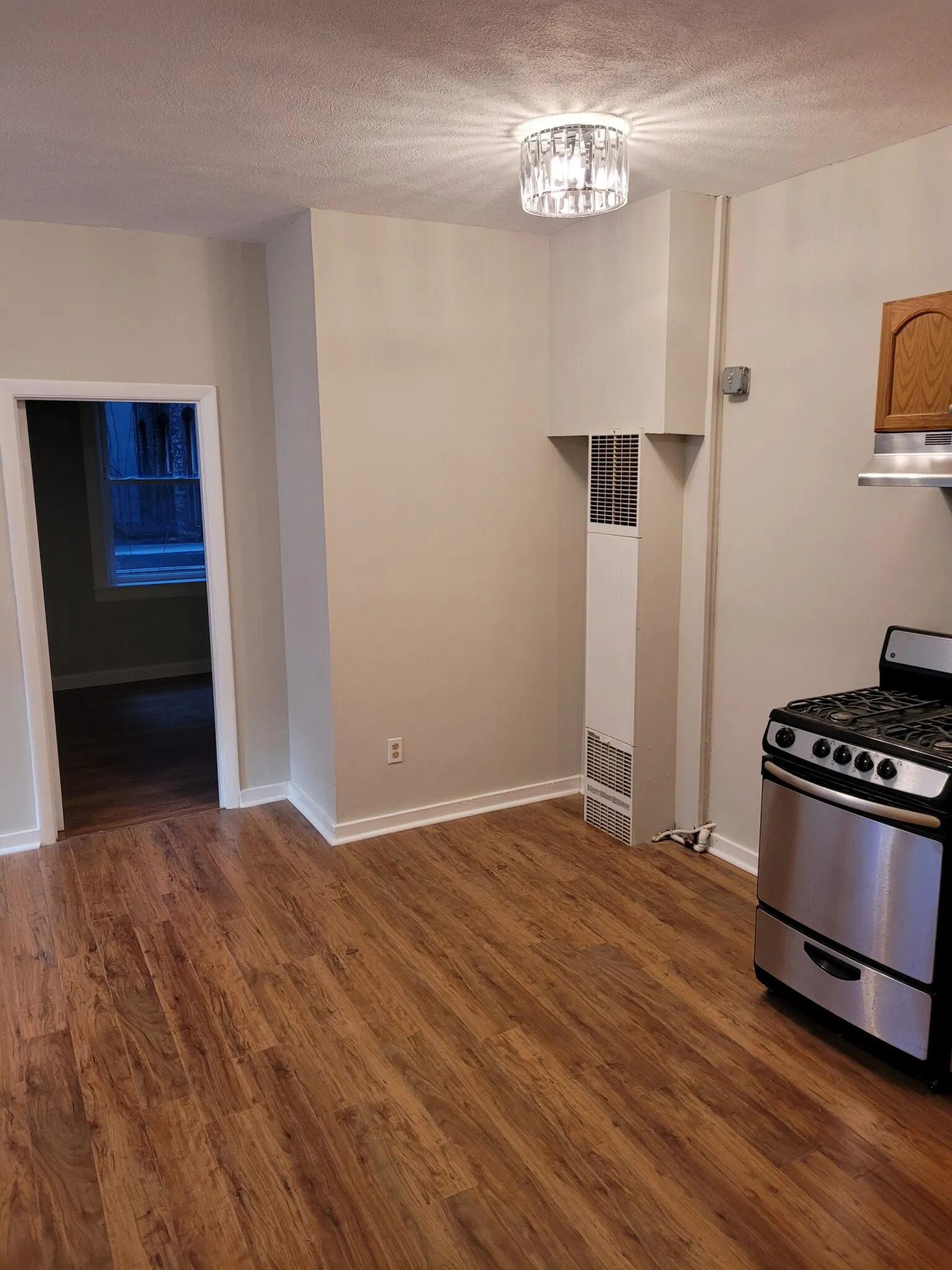2 bed, 1 bath apartment for rent at 145 Endicott St Unit A, North End — photo 24 of 36
