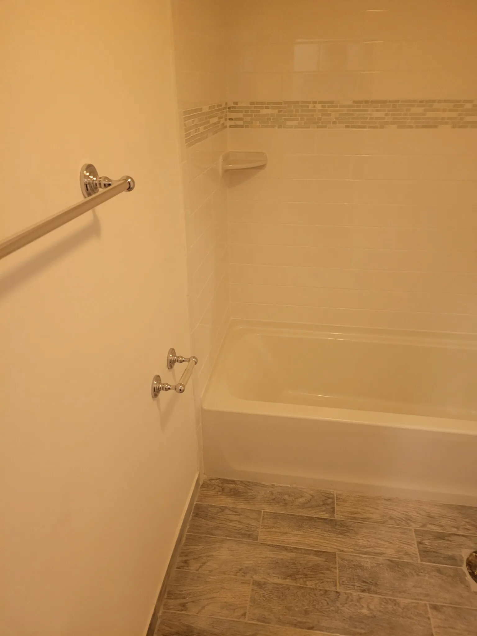 2 bed, 1 bath apartment for rent at 145 Endicott St Unit A, North End — photo 13 of 36