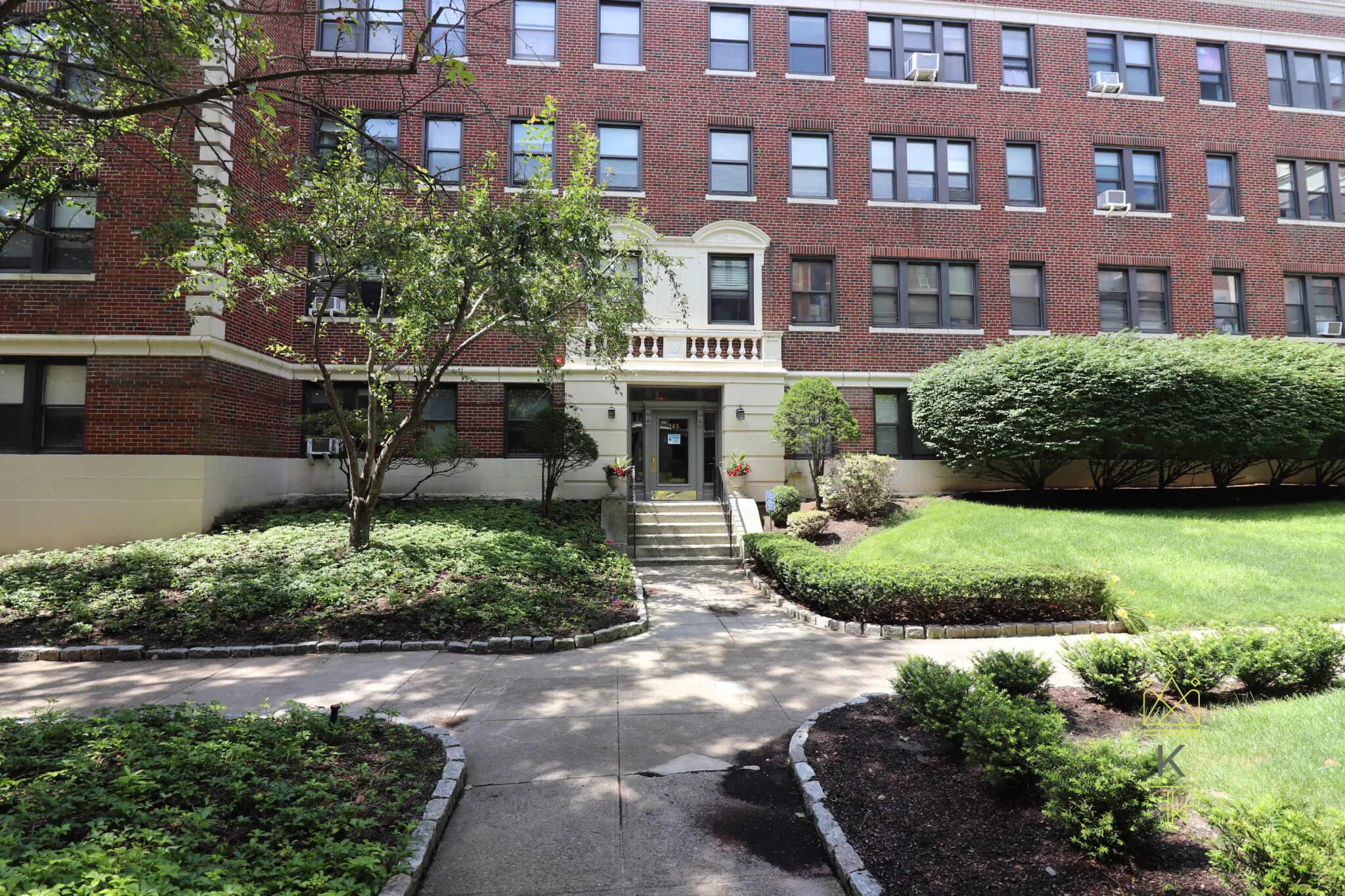 2 bed, 1 bath apartment for rent at 145 Englewood Ave Unit 042, Brighton — photo 16 of 19